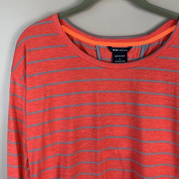 NWT Oakley pinkish orange striped long sleeve top sz sm - Picture 2 of 7